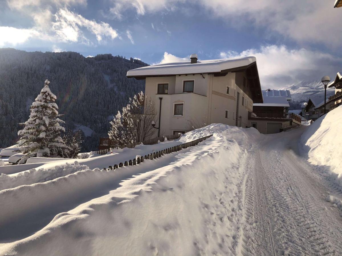 Ferienwohnungen am Matinesweg Serfaus Exterior foto