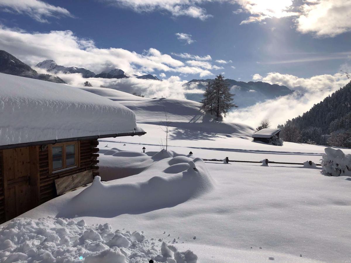 Ferienwohnungen am Matinesweg Serfaus Exterior foto
