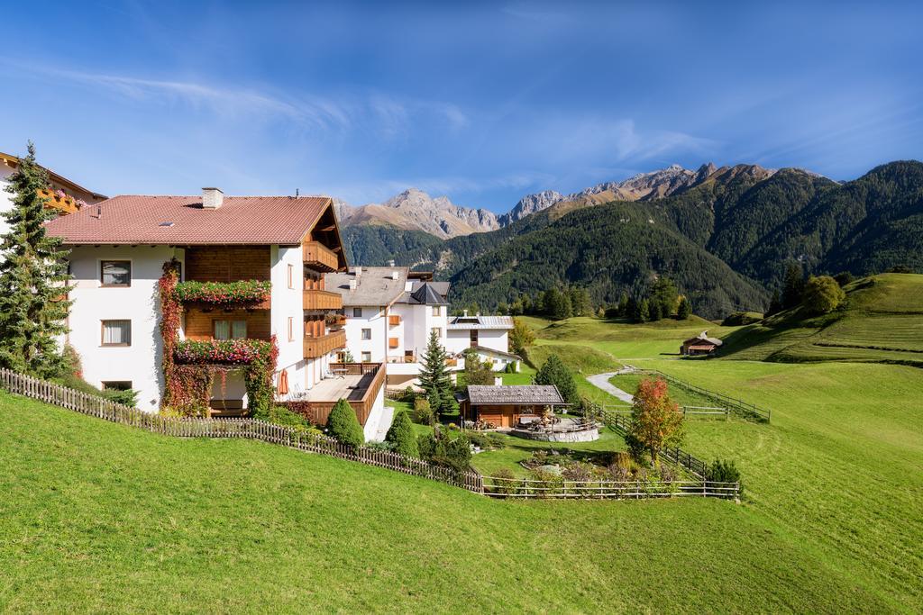 Ferienwohnungen am Matinesweg Serfaus Exterior foto
