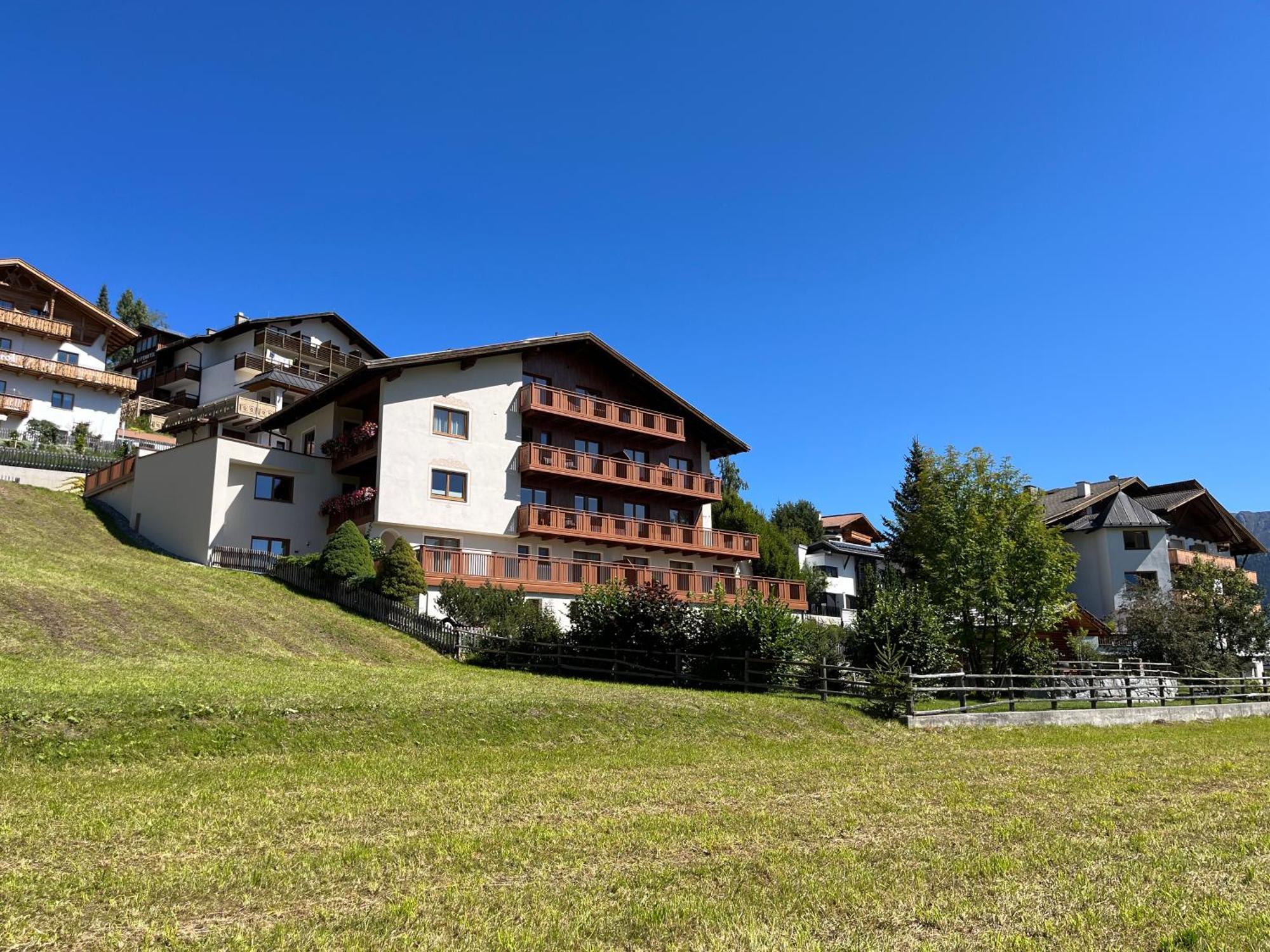 Ferienwohnungen am Matinesweg Serfaus Exterior foto