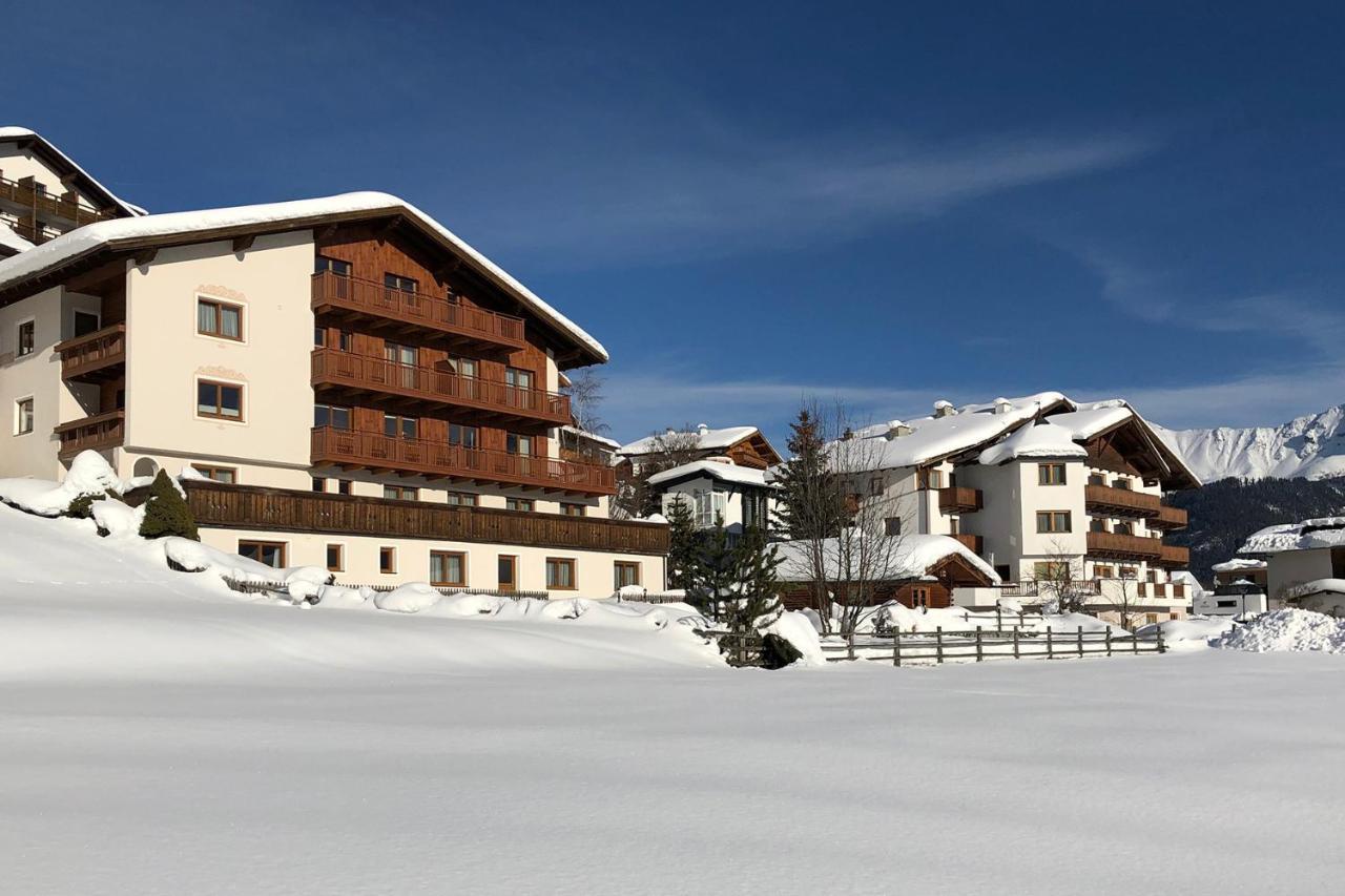 Ferienwohnungen am Matinesweg Serfaus Exterior foto
